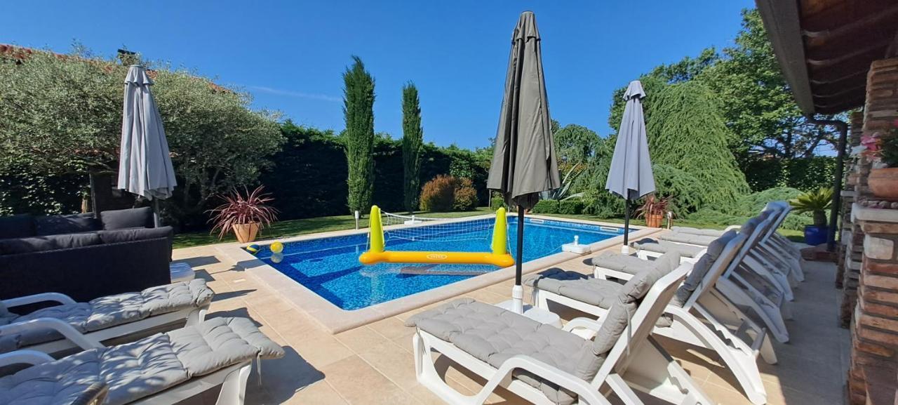 Villa AGAVA Umago Esterno foto