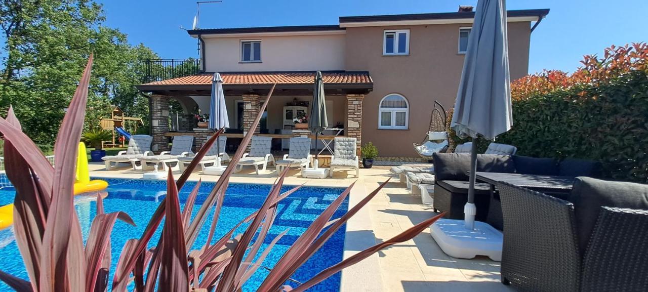 Villa AGAVA Umago Esterno foto