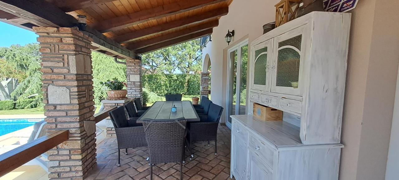 Villa AGAVA Umago Esterno foto