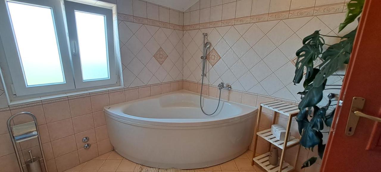 Villa AGAVA Umago Esterno foto