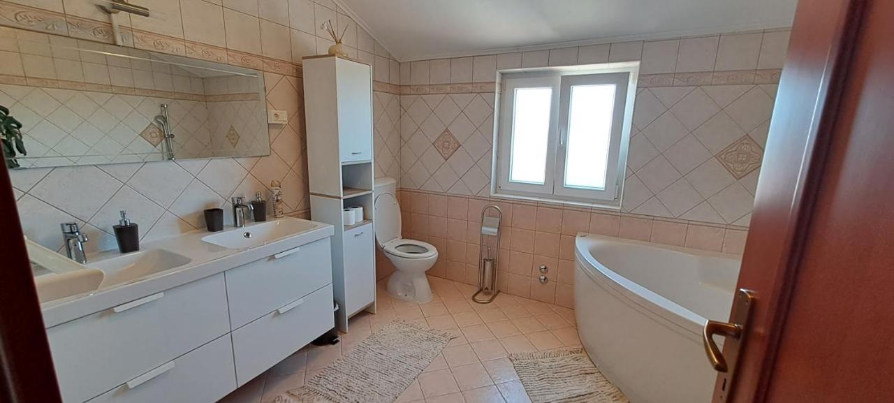 Villa AGAVA Umago Esterno foto