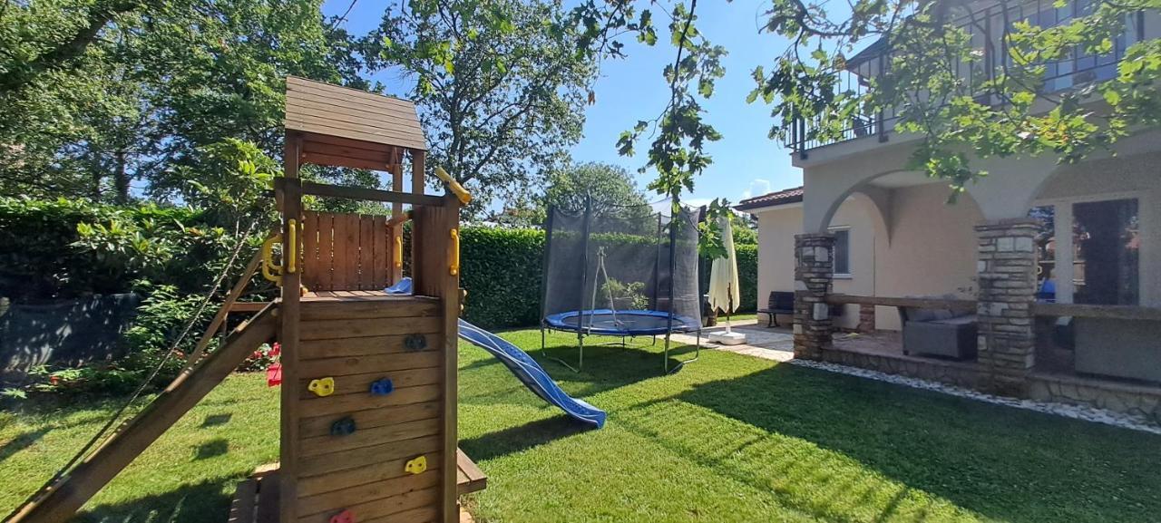 Villa AGAVA Umago Esterno foto